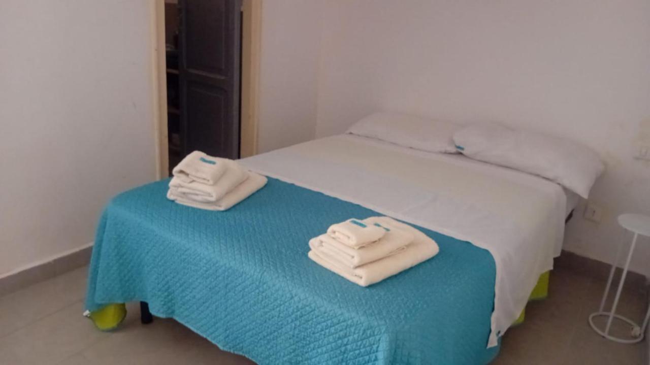 Blue Bubbles Cattedrale Apartment ปาแลร์โม ภายนอก รูปภาพ